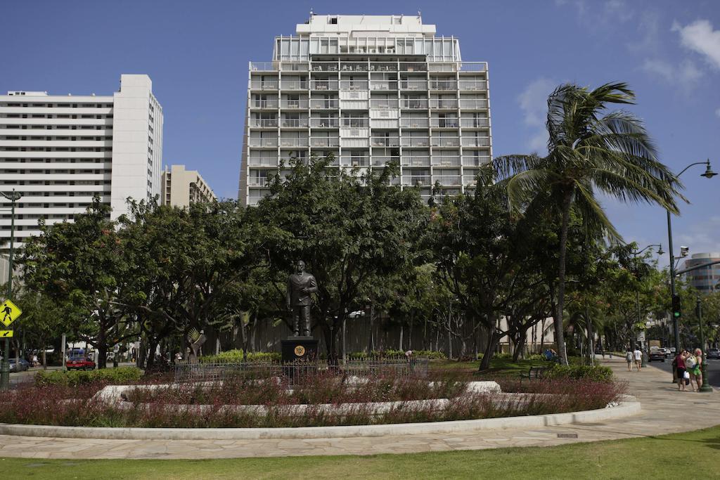 Waikiki Gateway Hotel Honolulu Exterior photo
